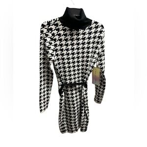 COCO AND SHAY Stylish Black and white Houndstooth Women's Sweater Dress new